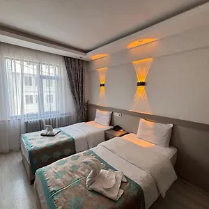 Fly Hotel